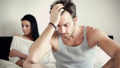 ‘‘నా భార్యకి స్నానం కూడా నేనే చేయించాలి ... అందుకే ఆఫీసుకి లేట్’’