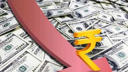 రూపీ @ 70: మీ పర్స్కు ఇలా చిల్లు!!