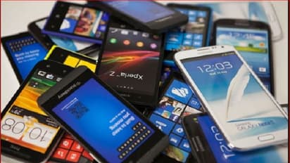 ಸ್ಮಾರ್ಟ್ ಫೋನ್ ಬದಲಿಸೋ ಖಯಾಲಿ ನಿಮ್ಮದು: ಲಾಭ ಚೀನಾದ್ದು!