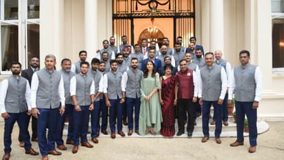 'Indian cricket's First Lady' Anushka Sharma caught in Twitter storm after posing with 'Team India'