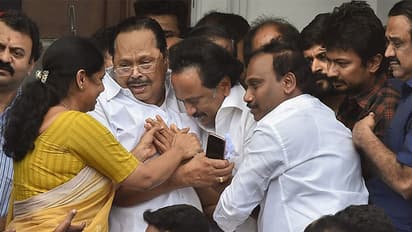 കരുണാനിധിയുടെ മരണം: തമിഴ്നാട് സാധാരണ നിലയിലേക്ക്