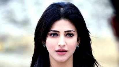 శారీరకంగా, మానసికంగా ఇబ్బంది పడుతున్నా: శృతిహాసన్