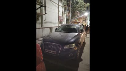 ನೋ ಪಾರ್ಕಿಂಗ್ ನಲ್ಲಿ ರಕ್ಷಿತ್ ‘ಕಾರು’ಬಾರು: ಸ್ಥಳೀಯರಿಂದ ದೂರು!