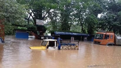 కేరళ అతలాకుతలం.. 29మంది మృతులు, 54వేలమంది నిరాశ్రయులు