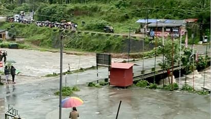 40 കോടിയുണ്ട്, ചെറുതോണിയില് പുതിയ പാലം വരും, വൈകാതെ