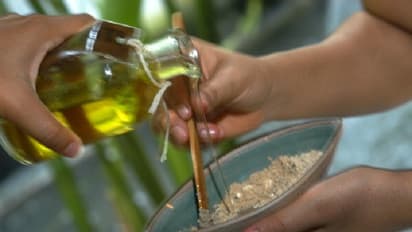 ಟ್ಯಾನ್ಗೂ ಎಳ್ಳೆಣ್ಣೆ ಎಂಬ ದಿವ್ಯೌಷಧಿ