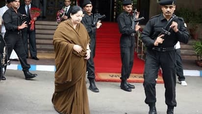 ஜெயலலிதாவின் அண்ணன் நான்.! சொத்தில் 50% பங்கு வேண்டும்-உயர் நீதிமன்றத்தில் முதியவர் தொடர்ந்த வழக்கால் பரபரப்பு