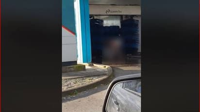 ಬೆತ್ತಲೆಯ ದೃಶ್ಯ ನೋಡಲು ನೂಕುನುಗ್ಗಲು !