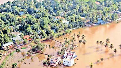 కేరళను ముంచెత్తుతున్న వర్షాలు... ప్రమాదంలో ముళ్లపెరియార్ డ్యామ్