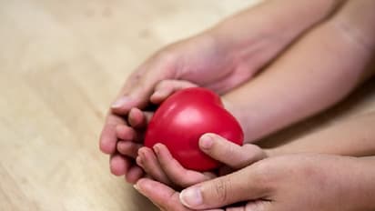 43-year-old cashier donates organs, gives life to many