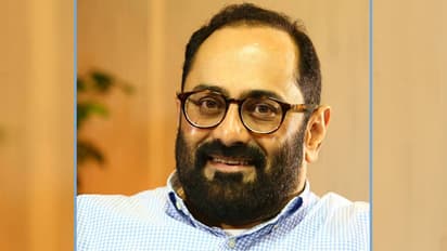 ವಿಮಾನದಲ್ಲೂ ಹುತಾತ್ಮ ಯೋಧರಿಗೆ ಗೌರವ : ಕೇಂದ್ರ ಸ್ಪಂದನೆ