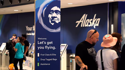 Alaska airlines: Airplane theft from Seattle airport prompts review of security measures