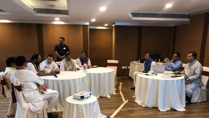 సెక్యులర్ పార్టీలతో పొత్తులు: రాహుల్కు చిన్నారెడ్డి సూచన