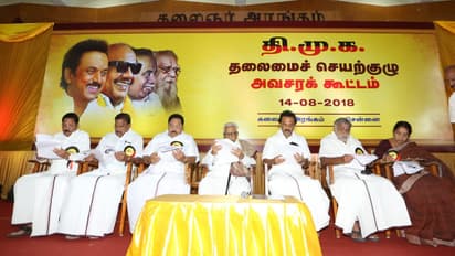 தி.மு.க.வினருக்கு வகுப்பெடுத்த ஐடி விங் நிர்வாகி... அரைவேக்காட்டுத்தனத்தை தவிர்க்க நிபந்தனை..!