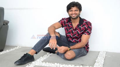 విజయ్ దేవరకొండకు వారితో సమస్యా..?