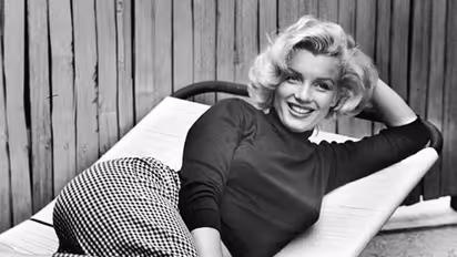 ২০ বছর বয়সেই সমকামী হিসাবে নিজেকে খুঁজে পাওয়া, অচেনা মেরিলিন আজও উঁকি মারে আমাদের মননে