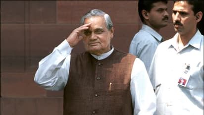  ವಾಜಪೇಯಿ ವಿಶ್ವದ ಸರ್ವಶ್ರೇಷ್ಠ ಸಂಸದೀಯ ಪಟು