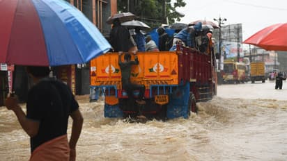 പെരുമഴയില് മുങ്ങി ചാരുംമൂട്