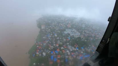 രക്ഷാപ്രവര്ത്തനങ്ങള് വേഗത്തിലാക്കാന് കൃത്യമായ വിവരങ്ങള് അയക്കൂ; മുഖ്യമന്ത്രി
