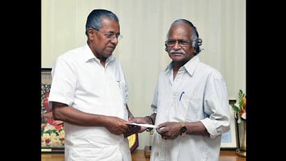 ജെ സി ഡാനിയേല് പുരസ്കാരത്തില് നിന്നും ഒരു ലക്ഷം രൂപ നല്കി ശ്രീകുമാരന് തമ്പി