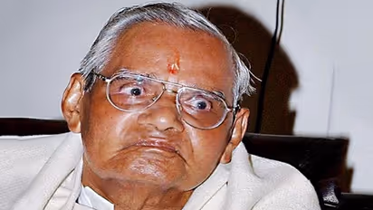 వాజ్ పేయికి ప్రపంచ నేతల నివాళి