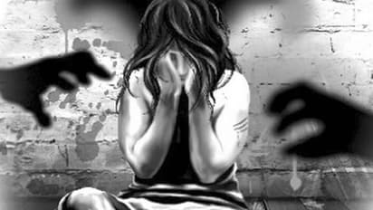 స్కూలు విద్యార్థినిపై సీనియర్ల గ్యాంగ్రేప్.. గర్భం దాల్చిన బాలిక.. అబార్షన్కు యత్నించిన ప్రిన్సిపాల్