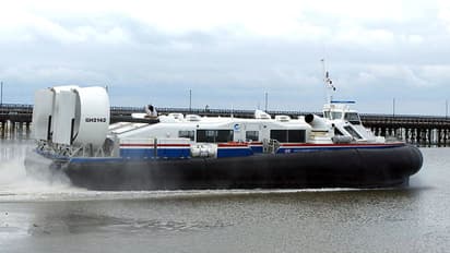 രക്ഷാപ്രവര്ത്തനങ്ങള്ക്ക് വേഗം കൂട്ടാന് ഹോവര് ക്രാഫ്റ്റ് ഇന്നെത്തും