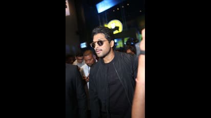 అల్లు అర్జున్ చేతుల మీదుగా బీ -డబ్స్ రెస్టారెంట్ ప్రారంభం(ఫోటోలు)