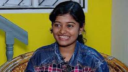 కేరళ: రూ.1.5 లక్షలు ప్రకటించిన చేపలమ్ముకొనే విద్యార్థిని