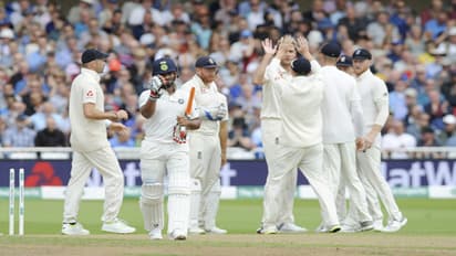 మూడో టెస్ట్ తొలి ఇన్నింగ్స్ లో... టీం ఇండియా ఆలౌట్(329)