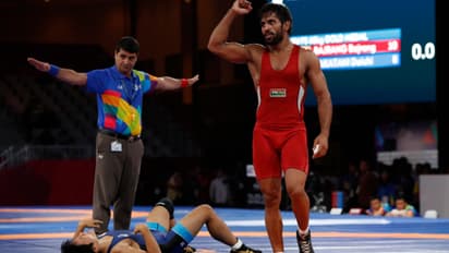 ವಿಶ್ವ ಕುಸ್ತಿ ಚಾಂಪಿಯನ್ಶಿಪ್ 2020ರ ಒಲಿಂಪಿಕ್ಸ್ಗೆ ಭಜರಂಗ್, ರವಿ