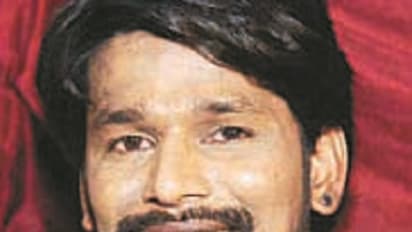 ಬೀದಿಗೆ ಬಂದಿದೆ ಸ್ಯಾಂಡಲ್ವುಡ್ ಸಂಭಾವನೆ ಜಗಳ