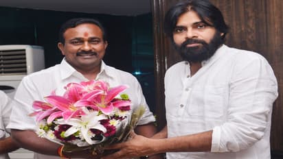 తూ.గోలో వైసీపీకి షాక్.....జనసేనలోకి శెట్టిబలిజ నేత పితాని