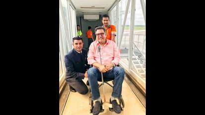 58 साल की उम्र में बोमन ईरानी का हुआ यह हाल, देखकर चौंक जाएंगे