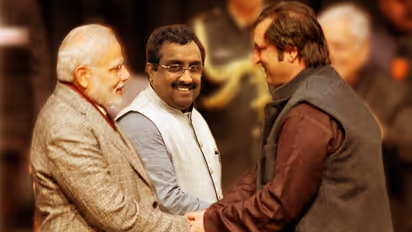 सज्जाद लोन दिल्ली में, जम्मू-कश्मीर में सरकार गठन को लेकर अटकलें तेज