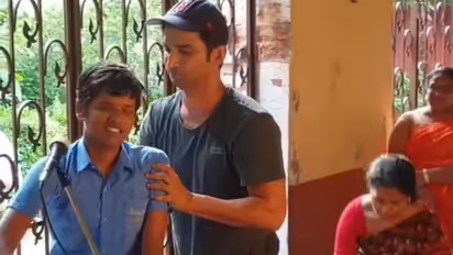 Sushant Singh Rajput fulfils blind kid’s dream during Kizie Aur Manny shoot