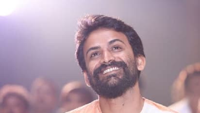 ಡಾಲಿ ಧನಂಜಯ್ ದಿಲ್ ದಾರ್ ಲುಕ್