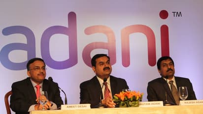 அம்பானியை அடுத்து அதானி… கேரளா வெள்ள நிவாரணத்துக்கு எத்தனை கோடி வழங்கியுள்ளது தெரியுமா?