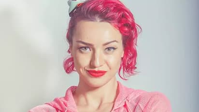 శంషాబాద్ ఎయిర్ పోర్టులో డీజేపై దాడి