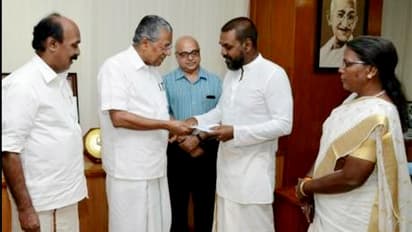 മുഖ്യമന്ത്രിയുടെ ദുരിതാശ്വാസ നിധിയിലേക്ക് നടന് രാഘവ ലോറന്സ് ഒരു കോടി രൂപ നല്കി