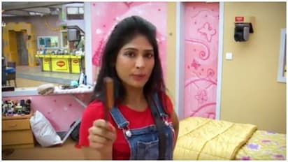 ஆரம்பமானது விஜயலட்சுமியின் அட்டகாசம்..! போட்ட போடில் ஆடி போன போட்டியாளர்..!