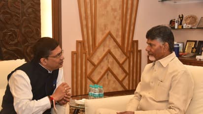 అమరావతి బాండ్ల జోరు: ముంబైలో చంద్రబాబు (ఫొటోలు)