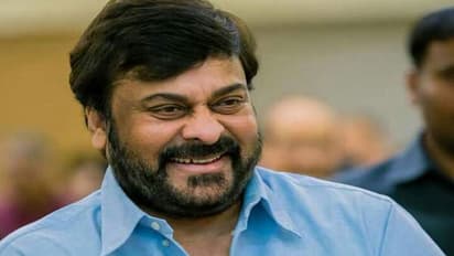 చిరంజీవి కోటరీలో పొలిటికల్ ఉద్దండులు: రీ ఎంట్రీపై మెగా అభిమానుల్లో చర్చ, ఇక సంచలనమేనా...?