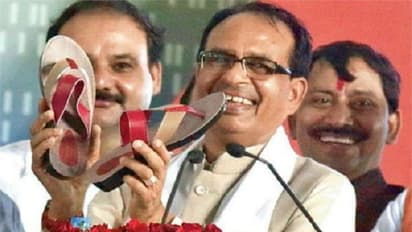 ಮಧ್ಯಪ್ರದೇಶ ಸರ್ಕಾರದ ಉಚಿತ ಪಾದರಕ್ಷೆಯಲ್ಲಿ ಕ್ಯಾನ್ಸರ್ ಅಂಶ!