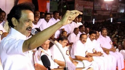 அழகிரி ஆதரவாளர்களை ஸ்கெட்ச் போட்டு தூக்கிய ஸ்டாலின்! தலைவராவதற்கு முன்பே ஆட்டத்தை ஆரம்பித்து அபாரம்...