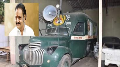 ఆ... చైతన్య రథంపైనే హరికృష్ణ  అంతిమయాత్ర