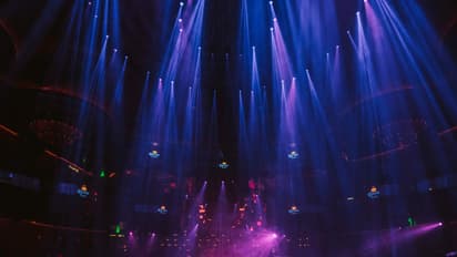 ಬರ್ತ್ಡೇ ಆಚರಿಸಲು ಹೋದ ಇಬ್ಬರು ನಿಗೂಢ ಸಾವು: ನೈಟ್ ಕ್ಲಬ್ನಲ್ಲಿ ಶವಪತ್ತೆ