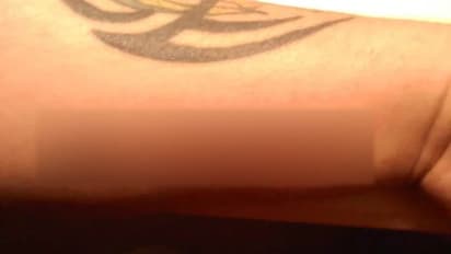 కొడుకు పెద్ద ‘గజిని’.. ఫోన్ నెంబర్ పచ్చబొట్టు వేయించిన తండ్రి