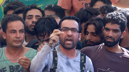 Hizbul Mujahideen terrorist threatens Jammu-Kashmir Police to refrain from anti-terror ops