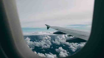 ടേക്ക് ഓഫ്, ലാൻഡിംഗ് സമയത്ത് ജനൽ ഷേഡുകൾ അടയ്ക്കണം, ഫോട്ടോ എടുക്കരുത്; പ്രതിരോധ വിമാനത്താവളങ്ങളിൽ കർശന നിർദേശം